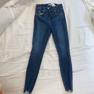 Good American “Good Legs” Jeans/ Size 2/26